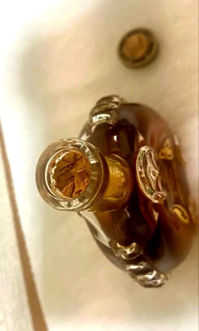 【未開封】レミーマルタン　ルイ13世　ミニチュアボトル　フタ損傷あり