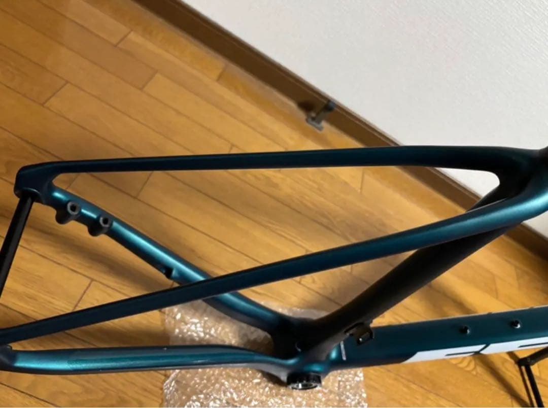 （未走行品）FELT FR4.0 フレームセット