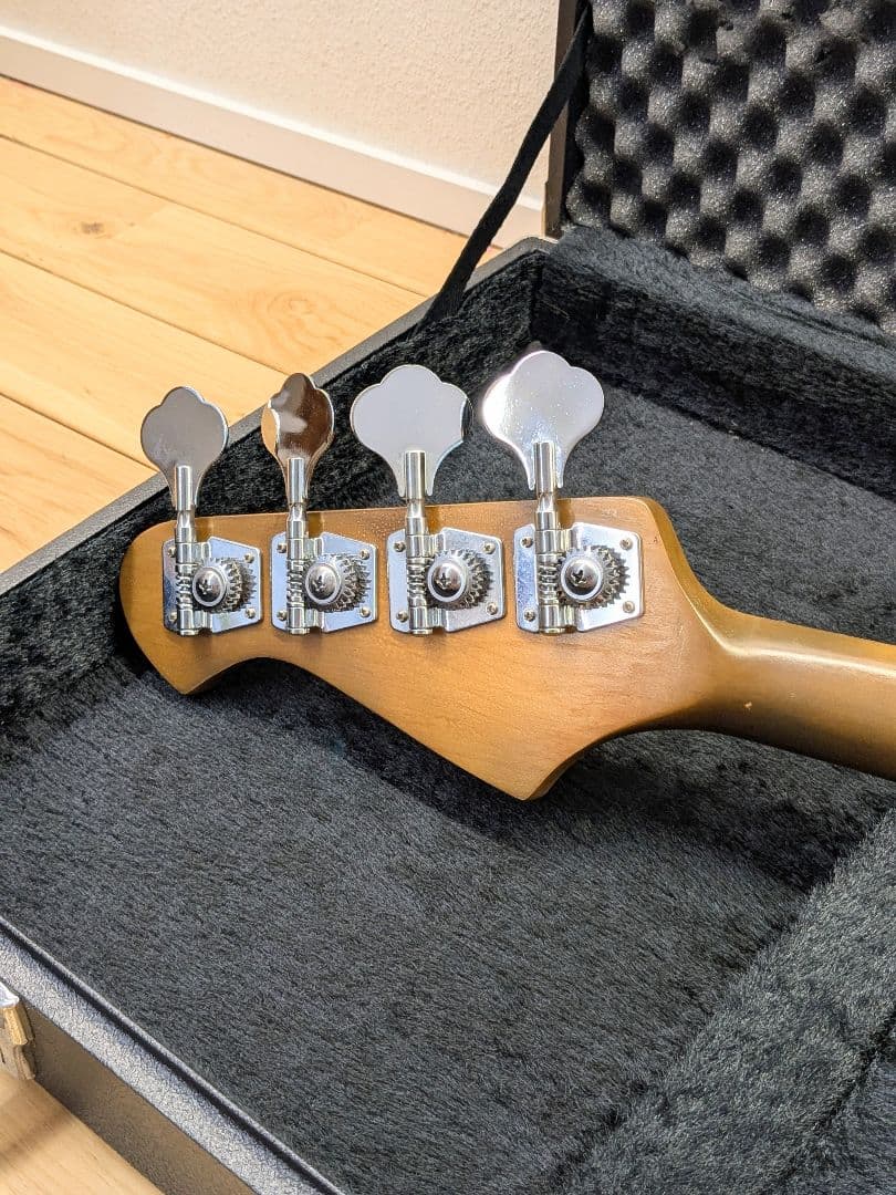 jazz bass ジャズベース /マルチレイヤーエイジド加工 オーバーラッカー