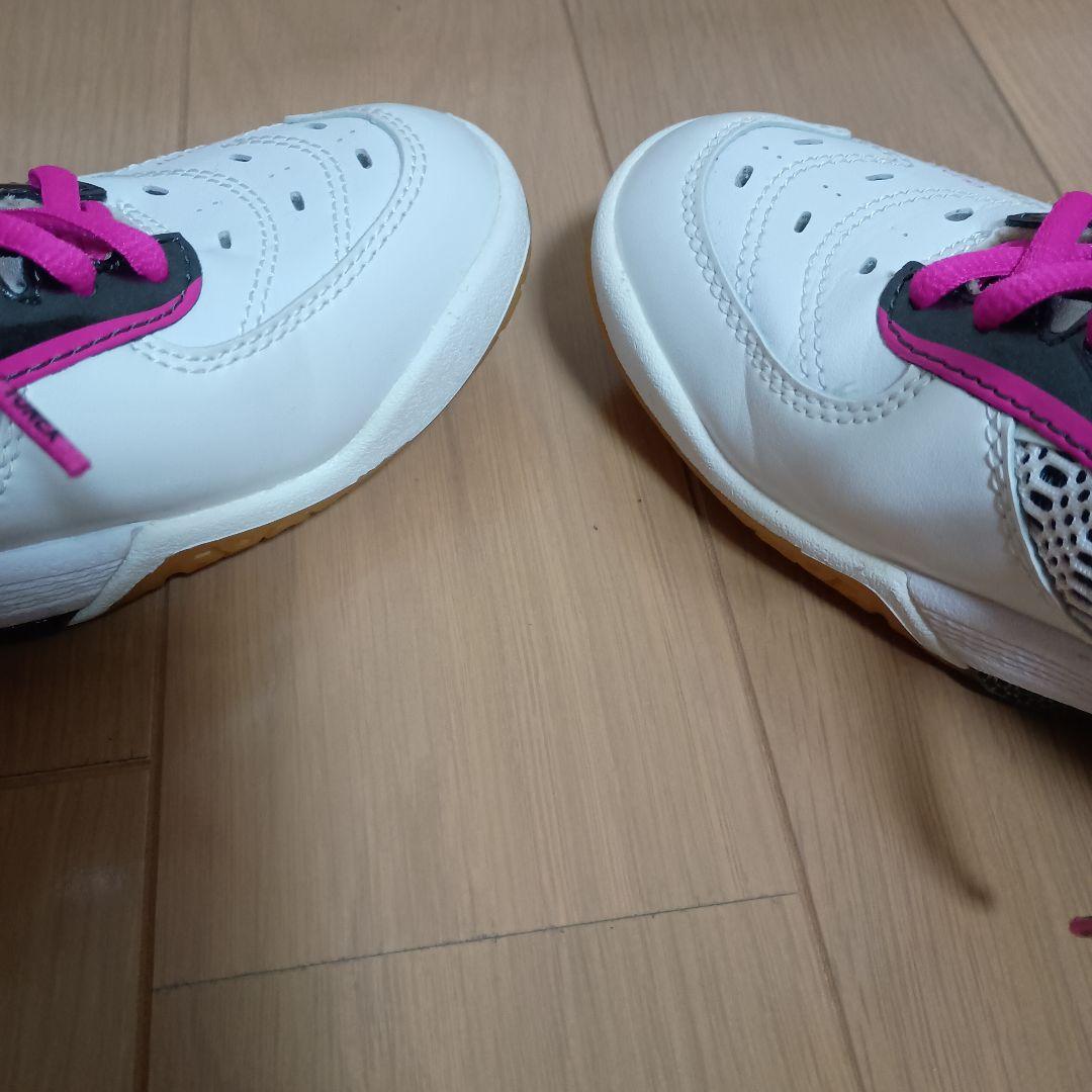 【極美品】YONEX power cushion 65SF 22.5cm【廃盤】