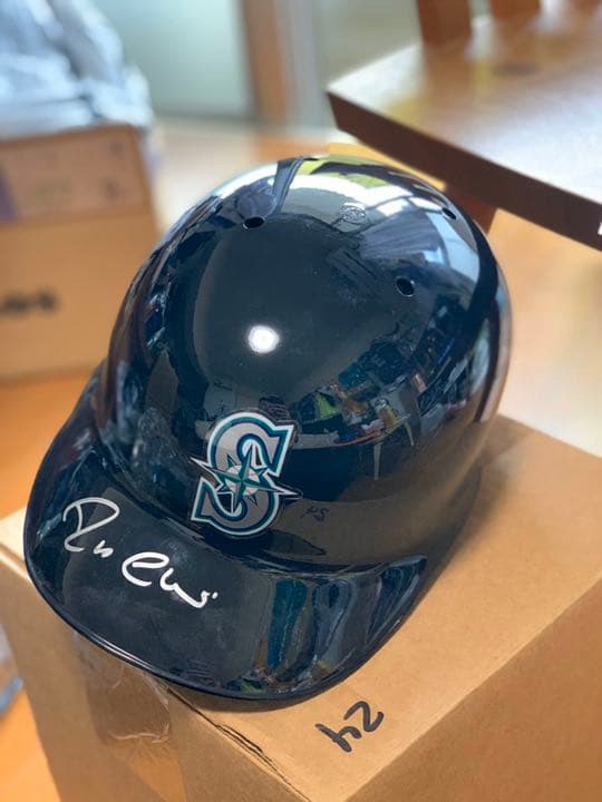 本人直筆サイン！【シアトル・マリナーズ】カノー選手ヘルメット証明書付き！