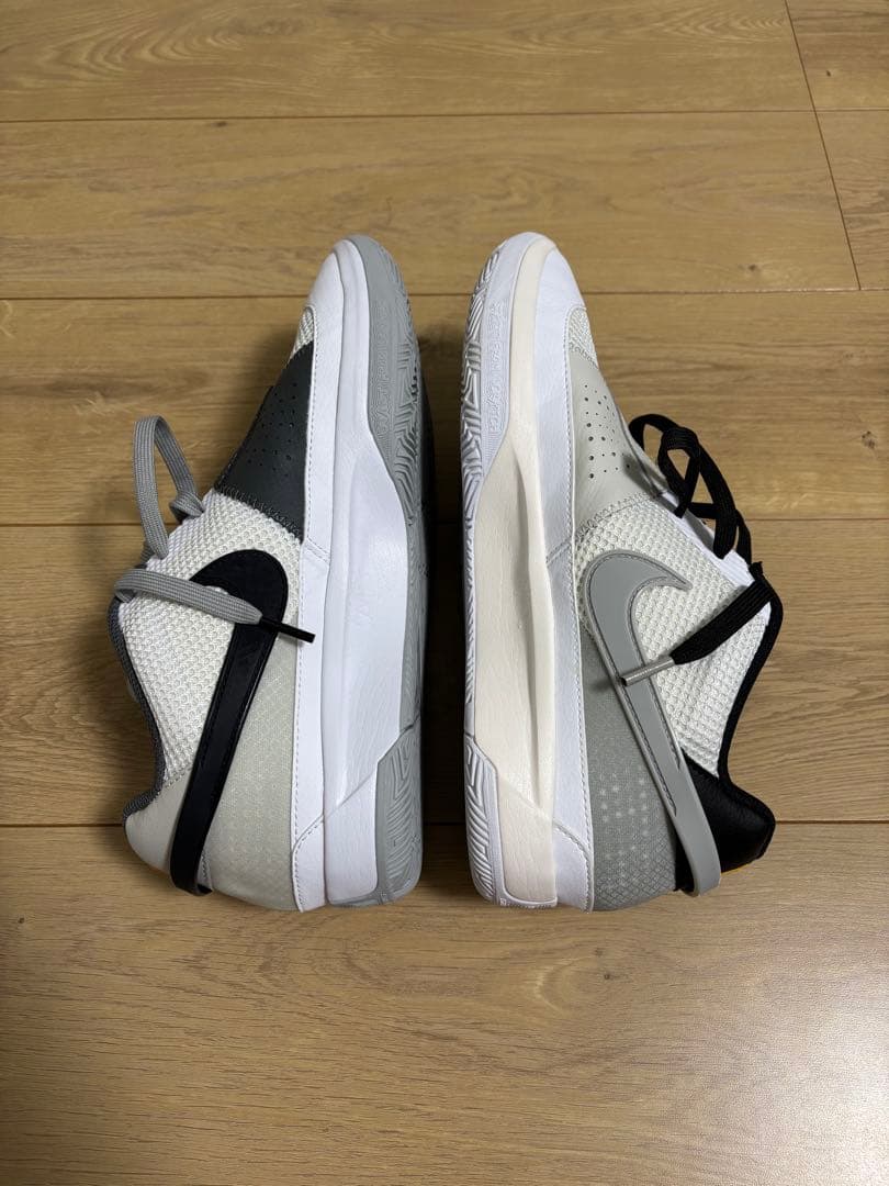 Nike Ja 1ライトスモークグレー