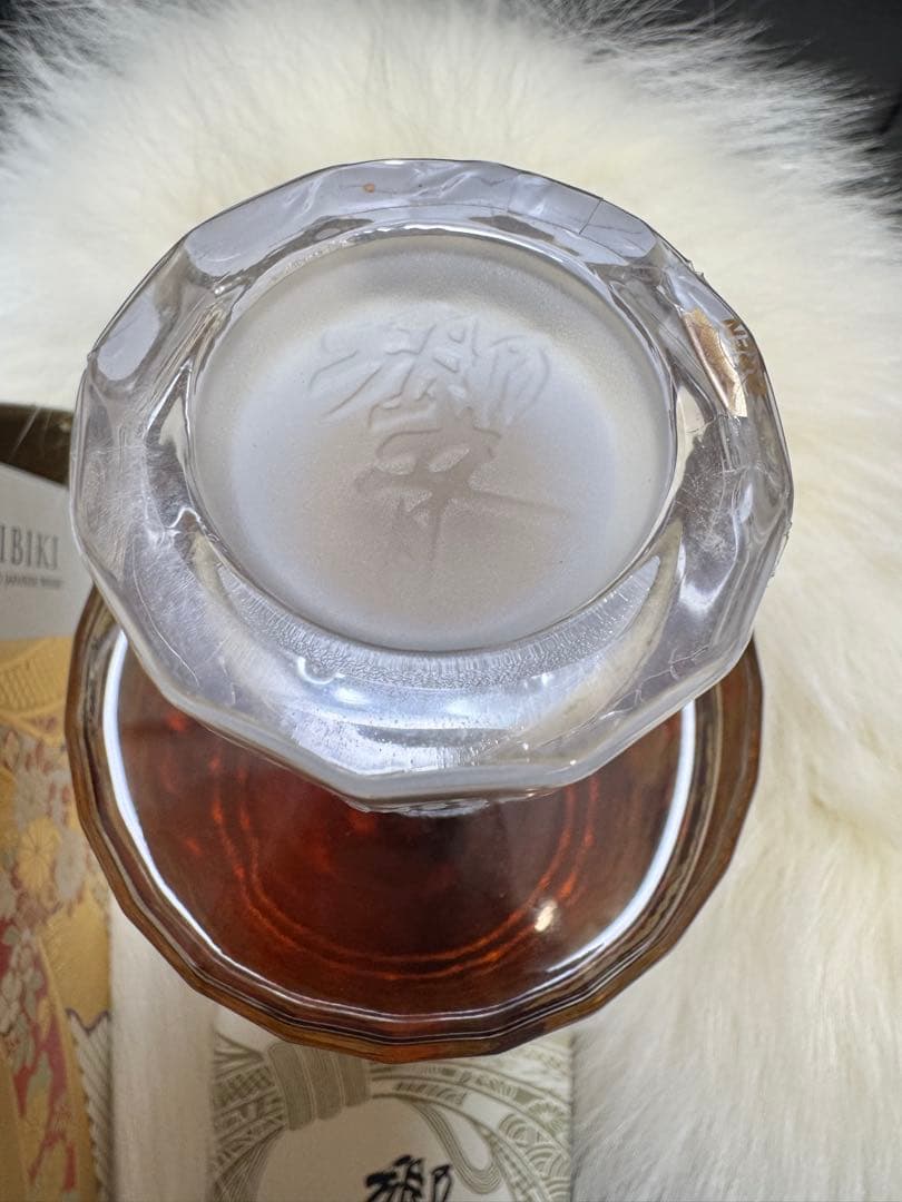 【レア】響 30周年記念 ジャパニーズハーモニー 意匠ボトル 限定品 700ml