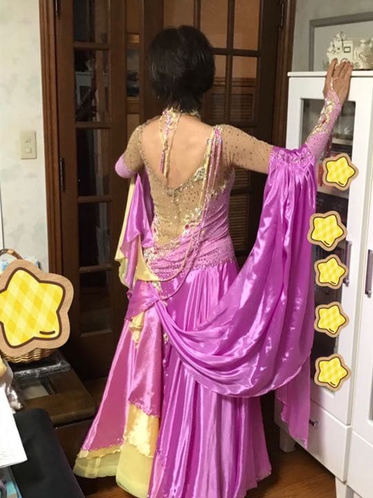 ⭐︎社交ダンス　スタンダードドレス　Mサイズくらい⭐︎ お値引きいたします！