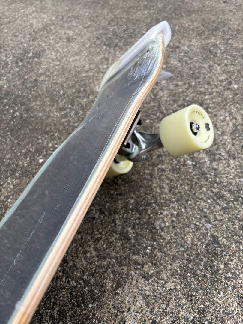 新品未使用yow アリツ・アランブル 32.5 ヤウ スケート サーフ