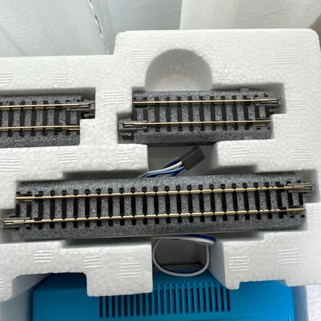 KATO Nゲージ スターターセット E235系 山手線 10-030入門セット