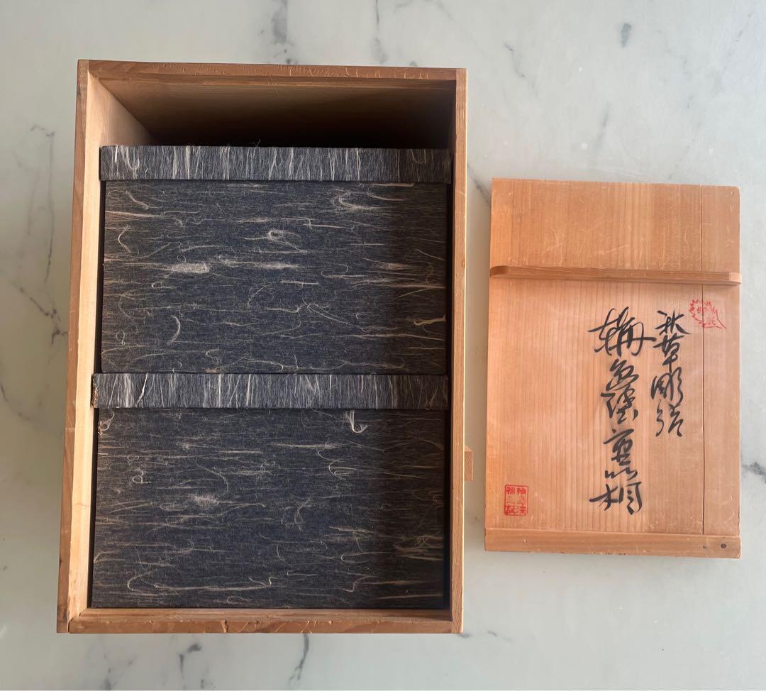 輪島塗　金箔花柄4段重箱 木箱付き