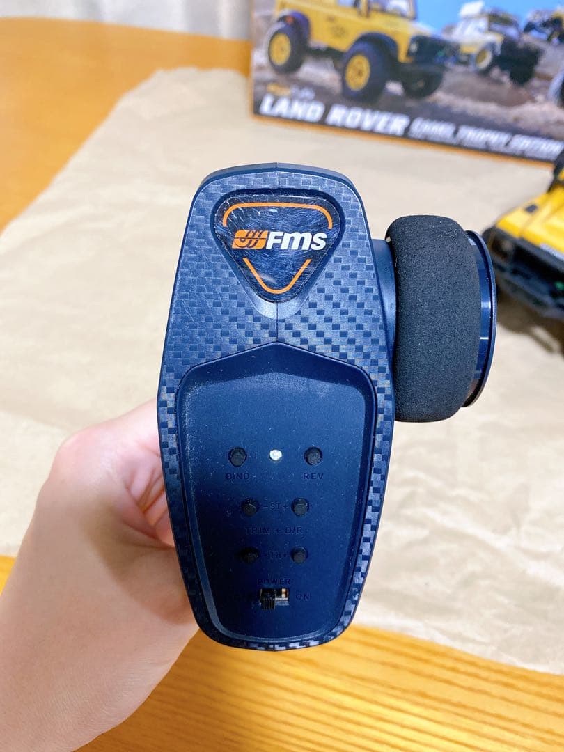 FMS ラジコン　ディフェンダー 1/24 ランドローバー fcx24m