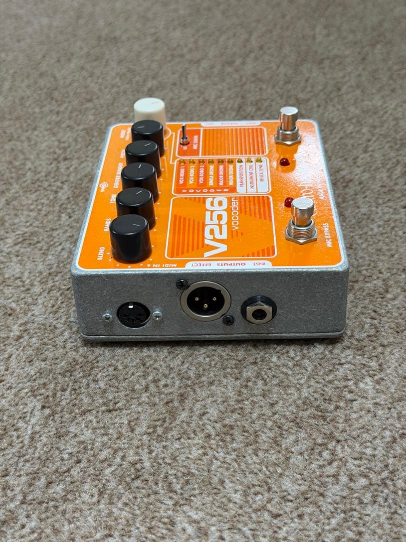 electro-harmonix V256 ボコーダー
