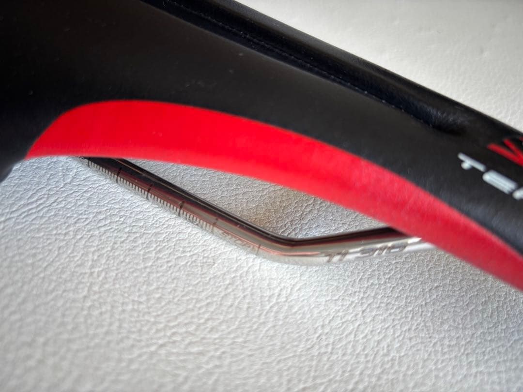 Selle ITALIA SLR Team Edition Flowサドル