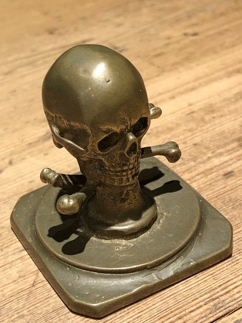 ビンテージ　スカル　髑髏　骸骨　ネイバーフッド　インダストリアル　weirdo