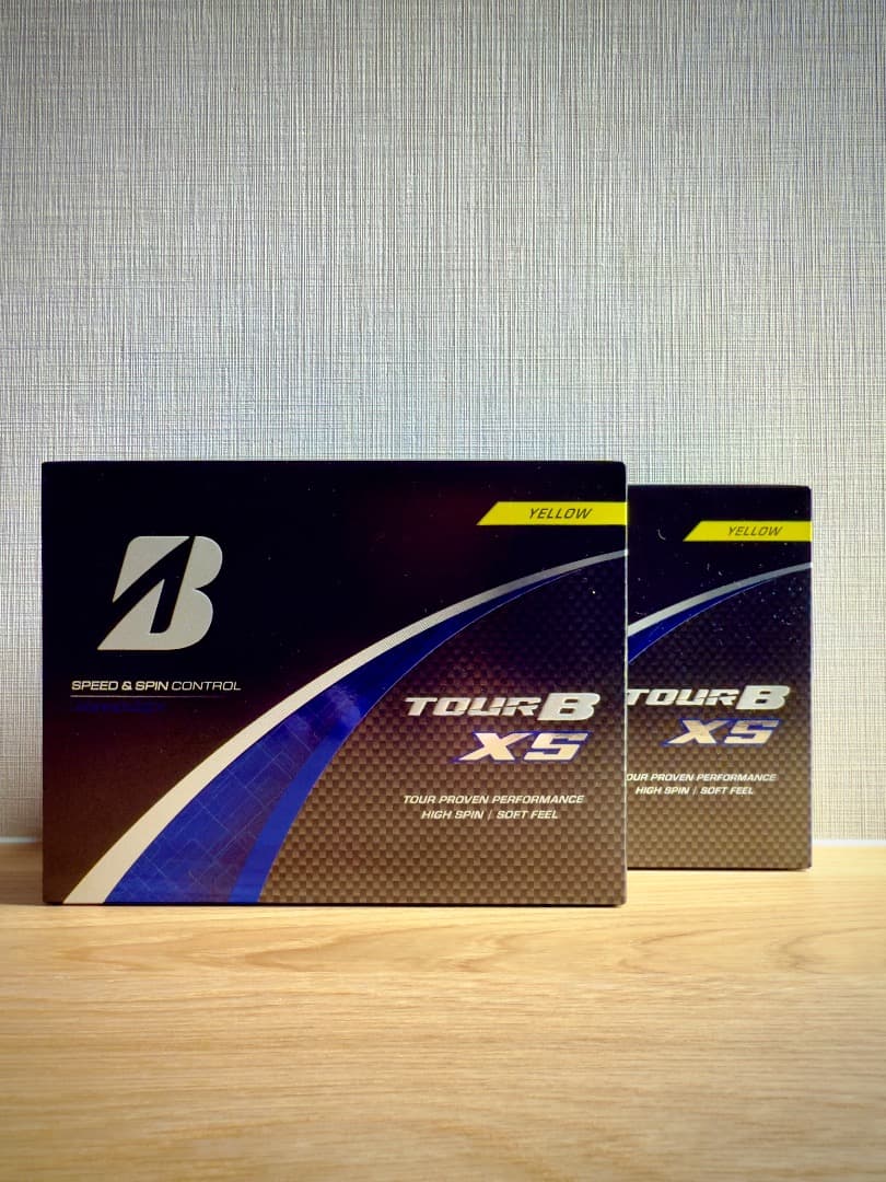 未使用品 ブリヂストン ゴルフボール TOUR B XS イエロー (24球入)