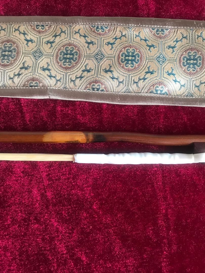 半額・二胡弓★ 中古品★紅竹★王小廸製作★上級者用★純100%白馬尾毛