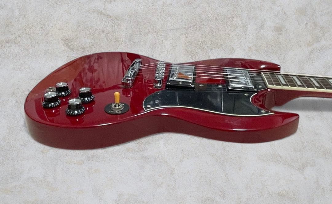 (新品同様) Tokai SG43 エレキギター cherry色
