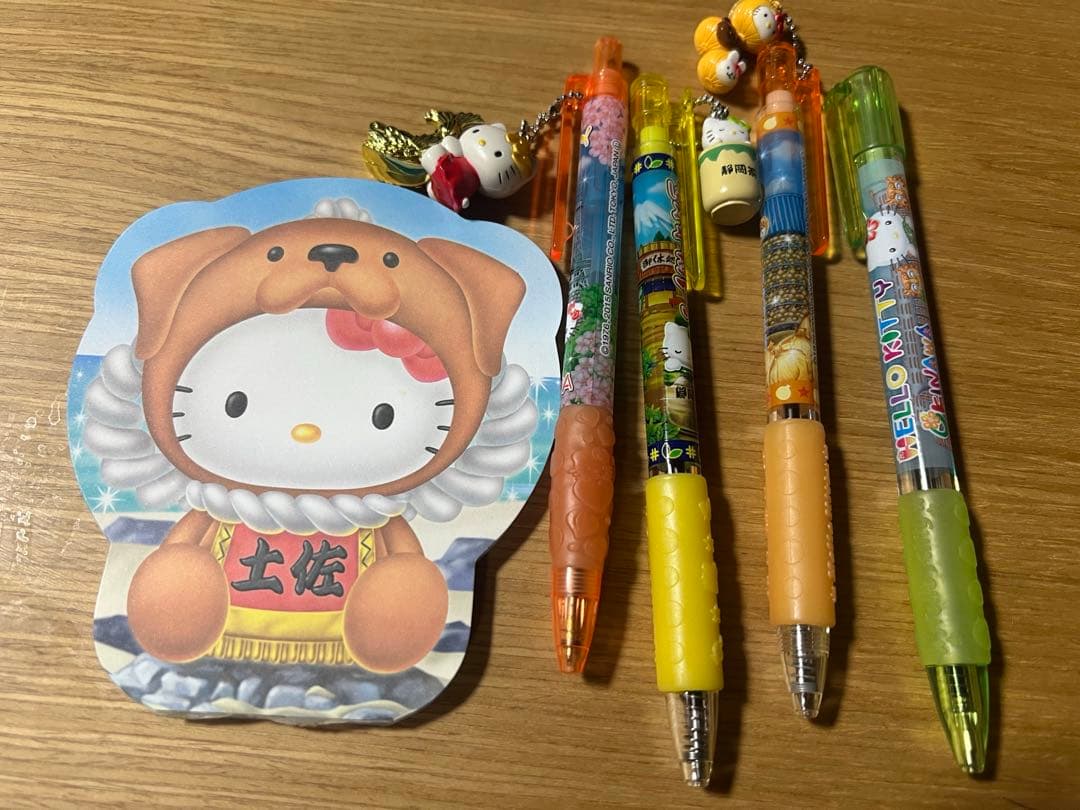 ハローキティ　昭和クラブ　ご当地ボールペン　メモ帳