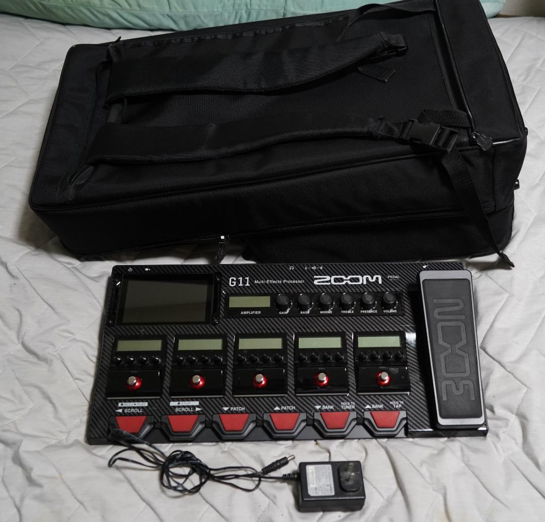 【値下げしました】ZOOM G11 マルチエフェクター