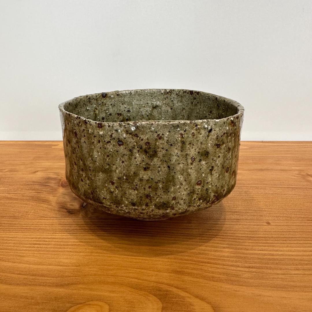 1点物　やちむん　沖縄 大嶺工房　大嶺實清 作　灰釉抹茶茶碗