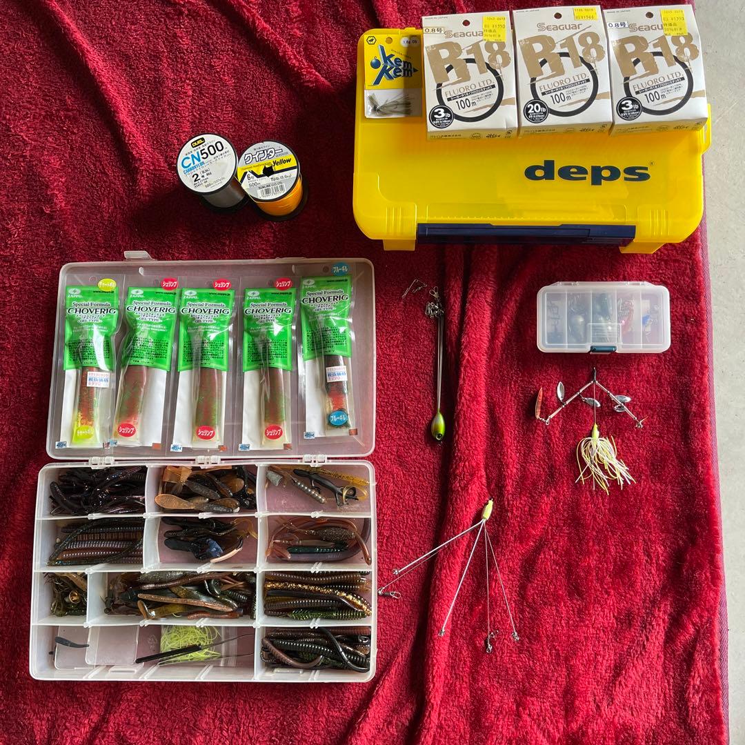 まとめ売り バス釣りルアー、ワーム、フック、シンカー、ケースなど小物大量セット