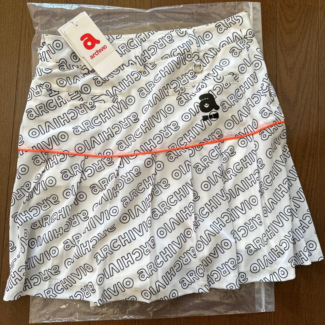 期間限定お値下げ中★アルチビオ　プリーツスカート　総柄　ブラック