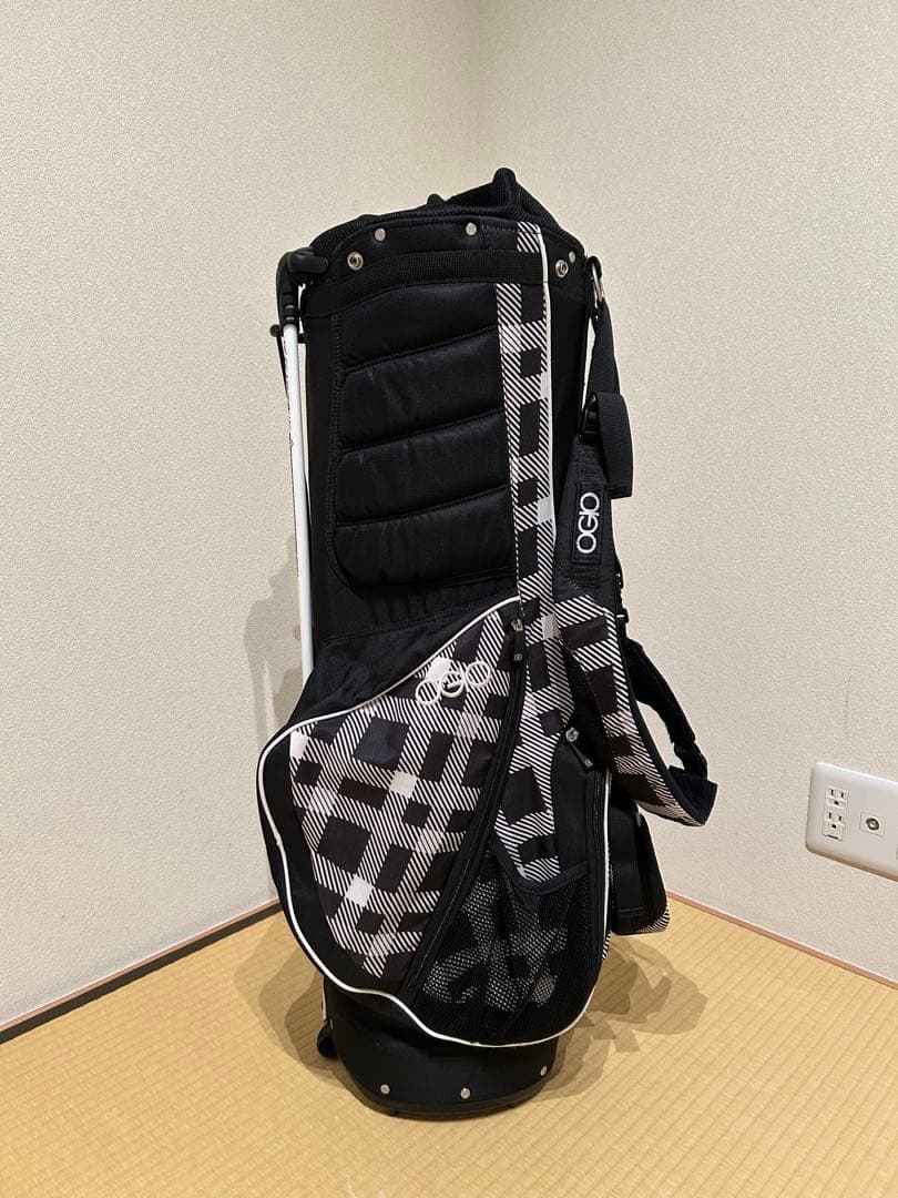 Woode スタンド式ゴルフバッグ 黒　OGIO