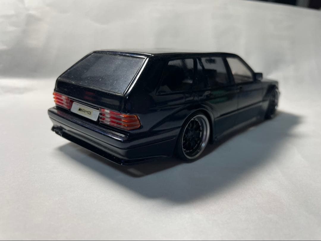 1/24 メルセデスベンツエボリューションIIワゴンの完成品(部品不足あり)