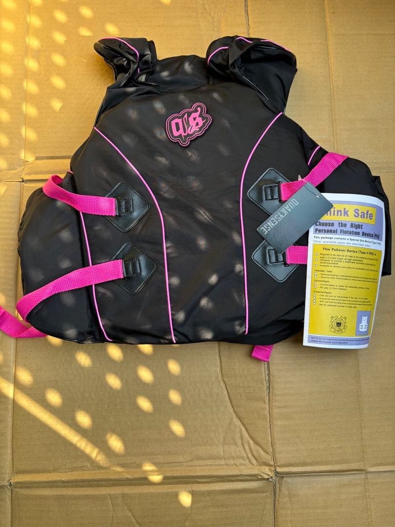クエーキセンス　未使用品　プルオーバー　ジェットスキー　ライフジャケット