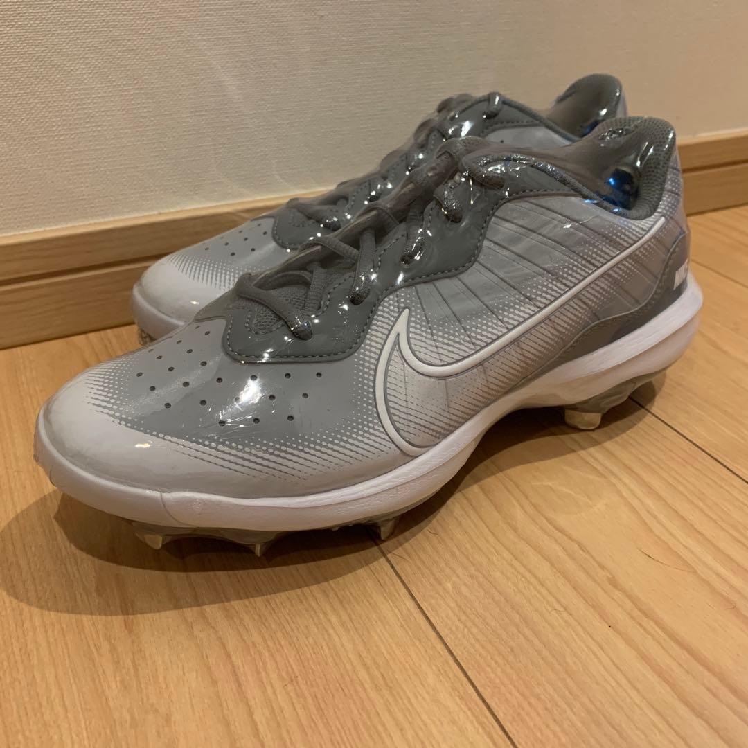 ナイキ　ベースボール　野球　スパイク　US8.5