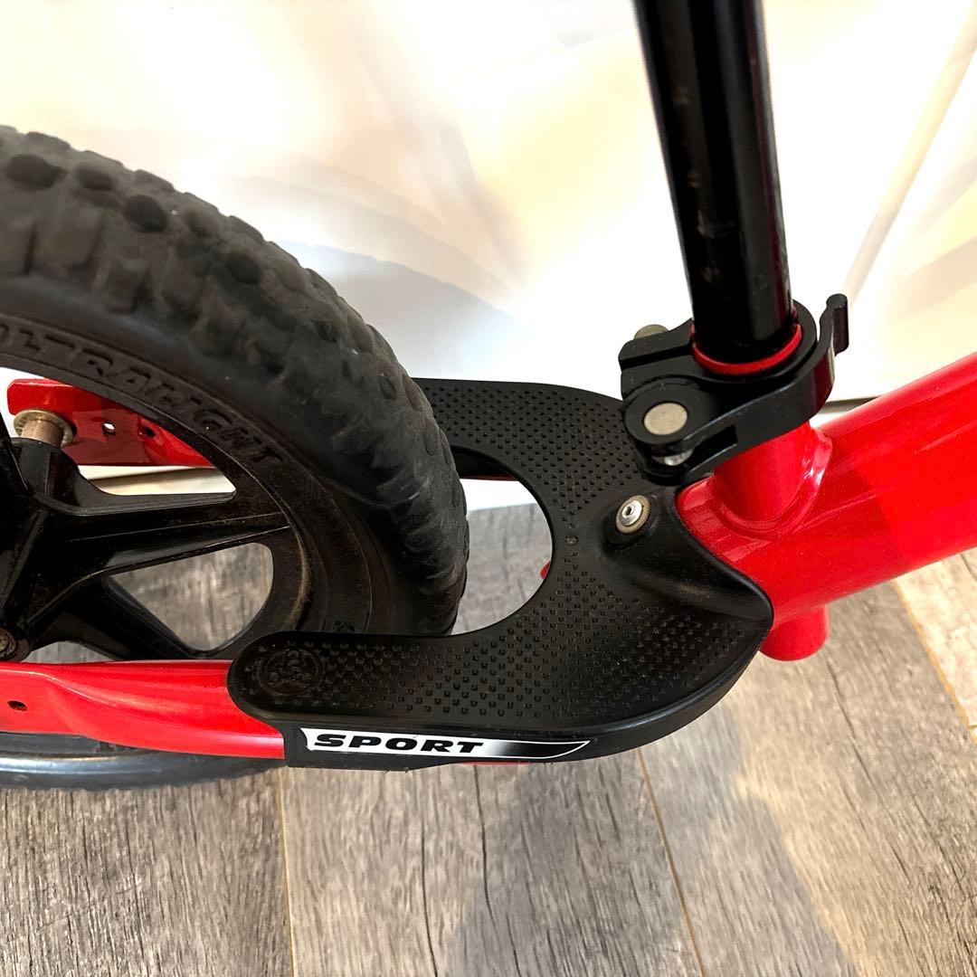 ストライダースポーツモデル　12インチ　レッド　美品　送料込み