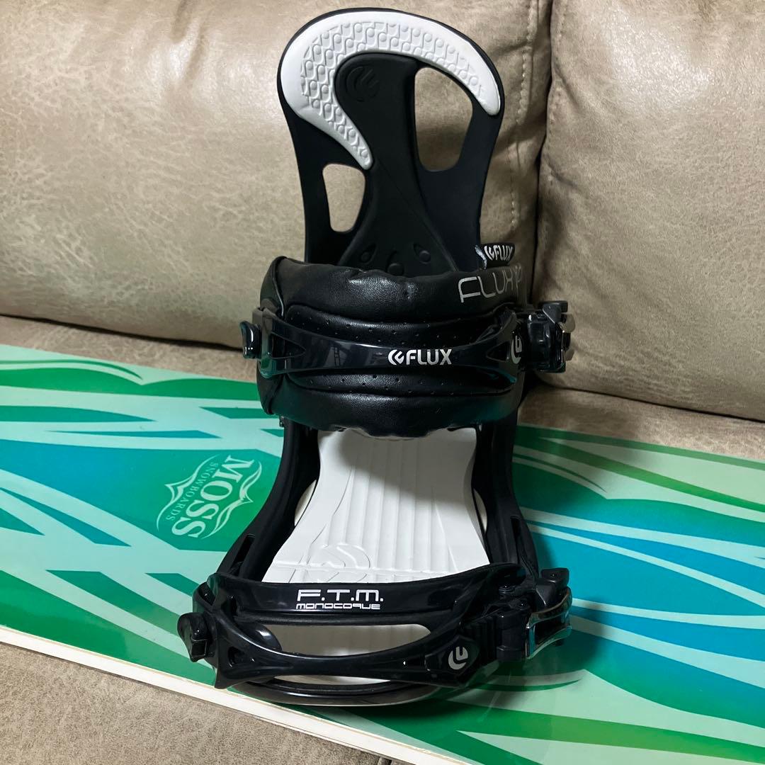 カービング ラントリ MOSS HUGO 154.5 × FLUX TT M