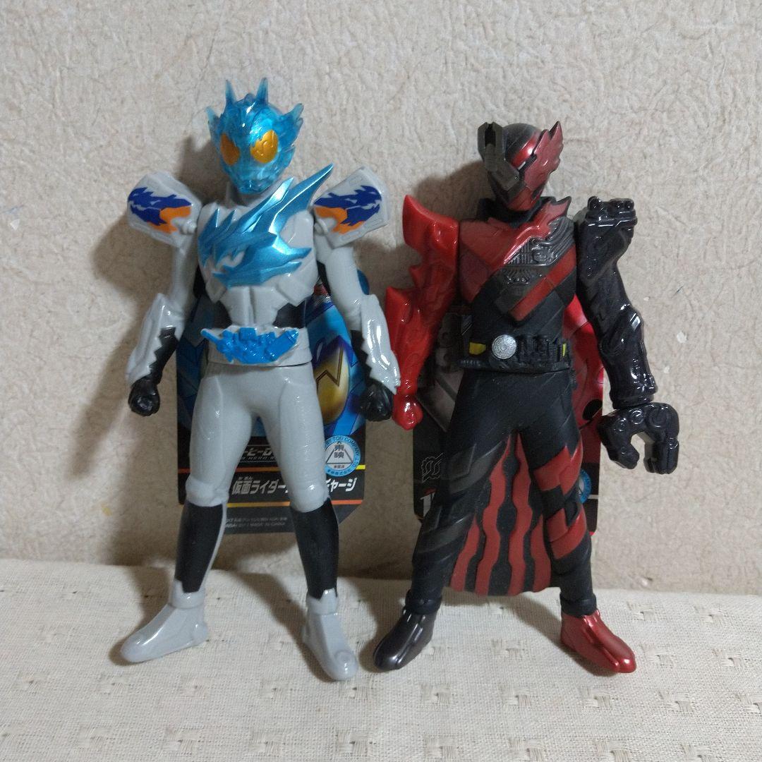 仮面ライダービルド ソフビフィギュア１８体