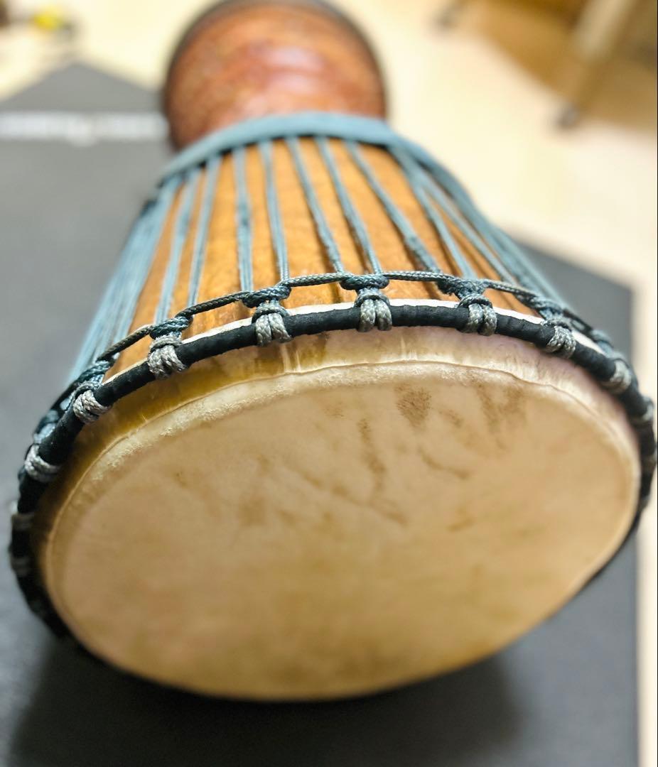 Djembe ジャンベ 高さ約62cm 打面径32.5cm打楽器 ケース付 牛皮