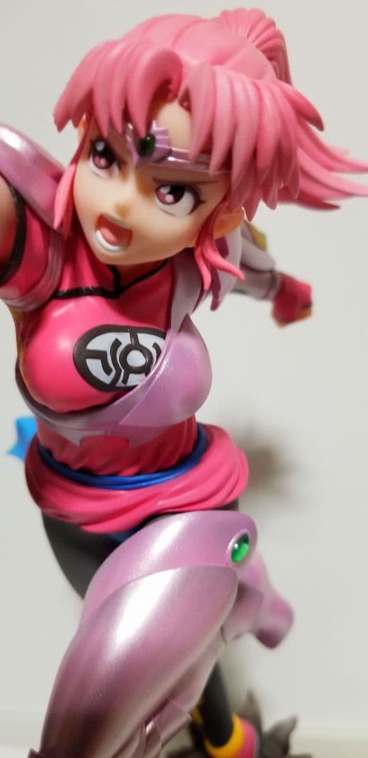 美品❗ダイの大冒険　マァム　フィギュア　ドラゴンクエスト　格闘家