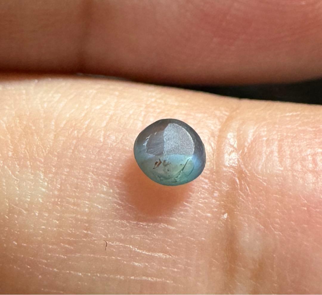 天然アレキサンドライトキャッツアイ 0.240ct