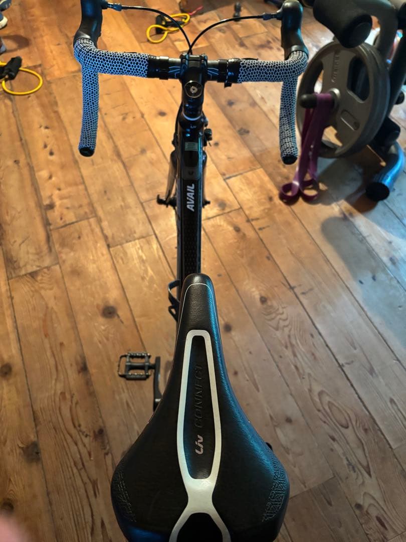 Giant Liv Avail ブラック/ブルー ロードバイク