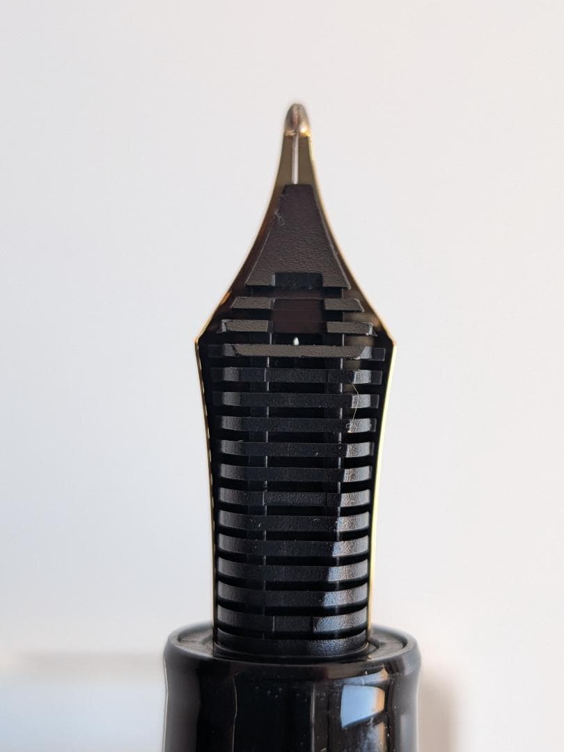 【特別価格　廃版入手困難】未使用セーラー 万年筆　ギャザード　長刀研ぎ 21K