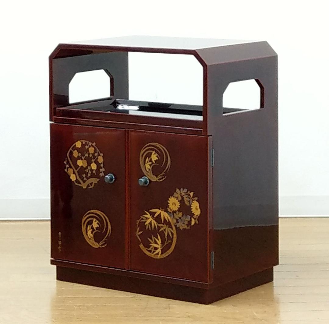 美品 輪島塗 蒔絵師 山本幸三郎作 朱漆 金彩 四季の草花蒔絵 小棚 茶道具棚物