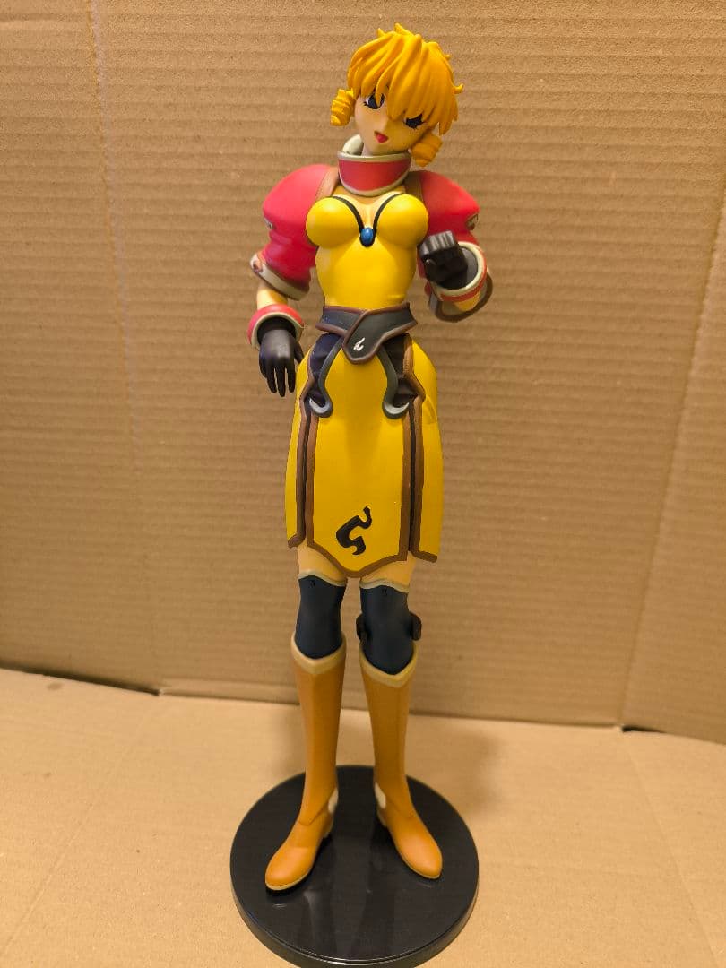 ゲームキャラクター フィギュア 約27cm