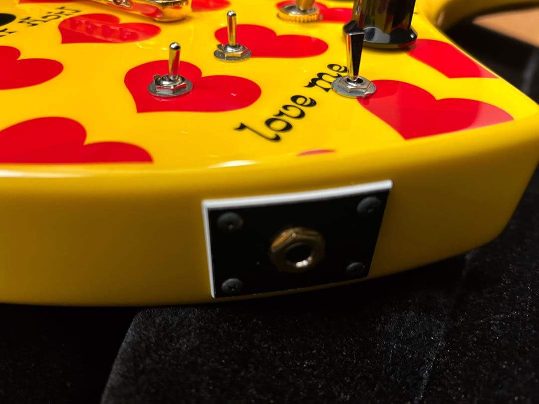 hide生誕60周年記念　新品BURNY MG-165S HYイエローハート