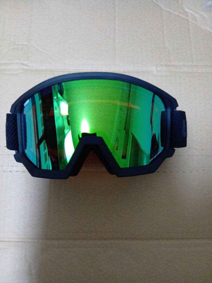 UVEX ゴーグル 2個　　ダブルレンズ