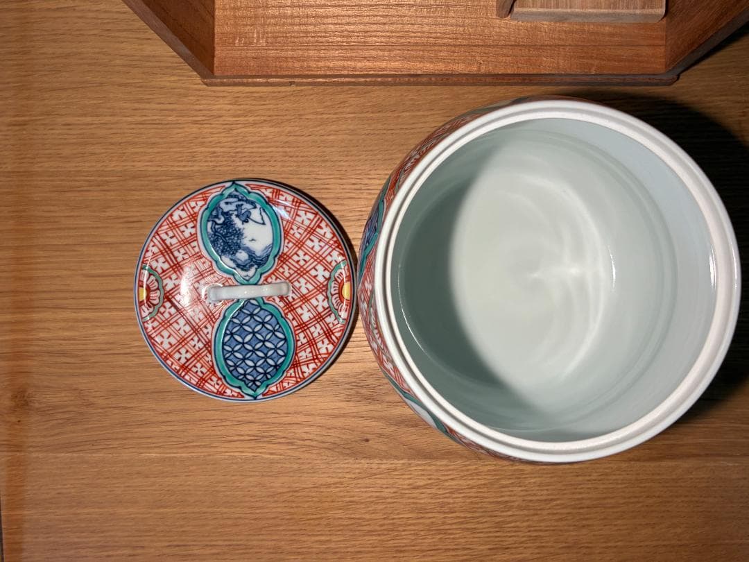 067 茶道具セット 陶器製茶碗と木箱付き