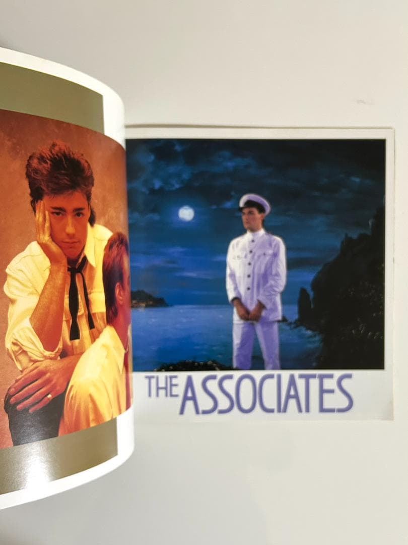 BOY E 直筆サイン＆いたずら書き入りツアーパンフ◆メンバーサイン有