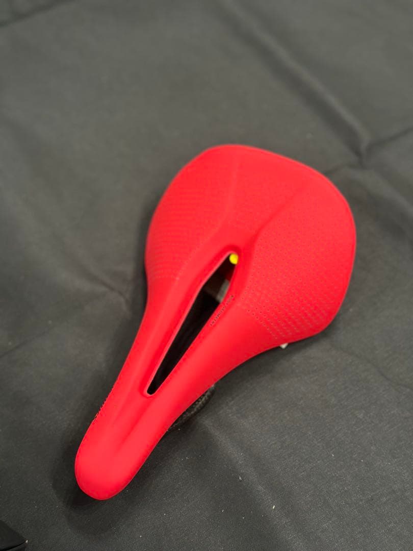 新品送料無料S-WORKS POWER ARC 143 サドル