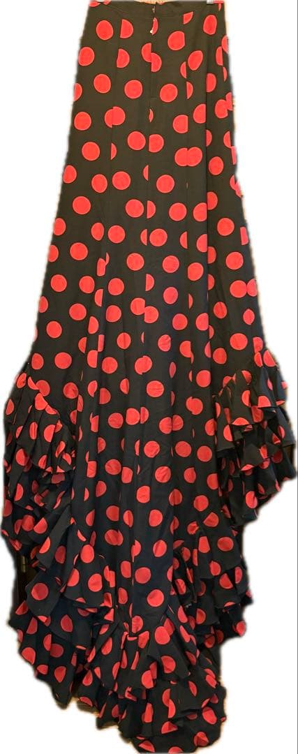 MOLINA フラメンコ パタデコーラ　黒地 赤い水玉模様　ファルダ　ドット柄