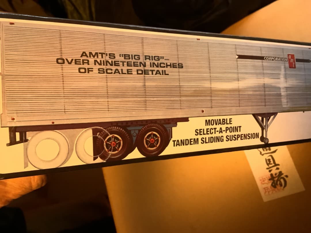 AMT　フルハーフ　1/25　牽引車輛トラクターは付きません