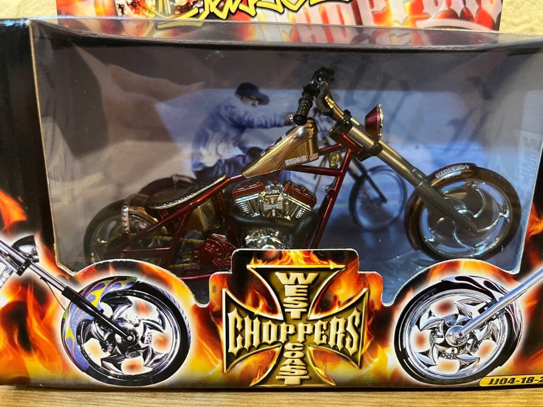ウエストコーストチョッパーズ 1:18スケールバイクモデル
