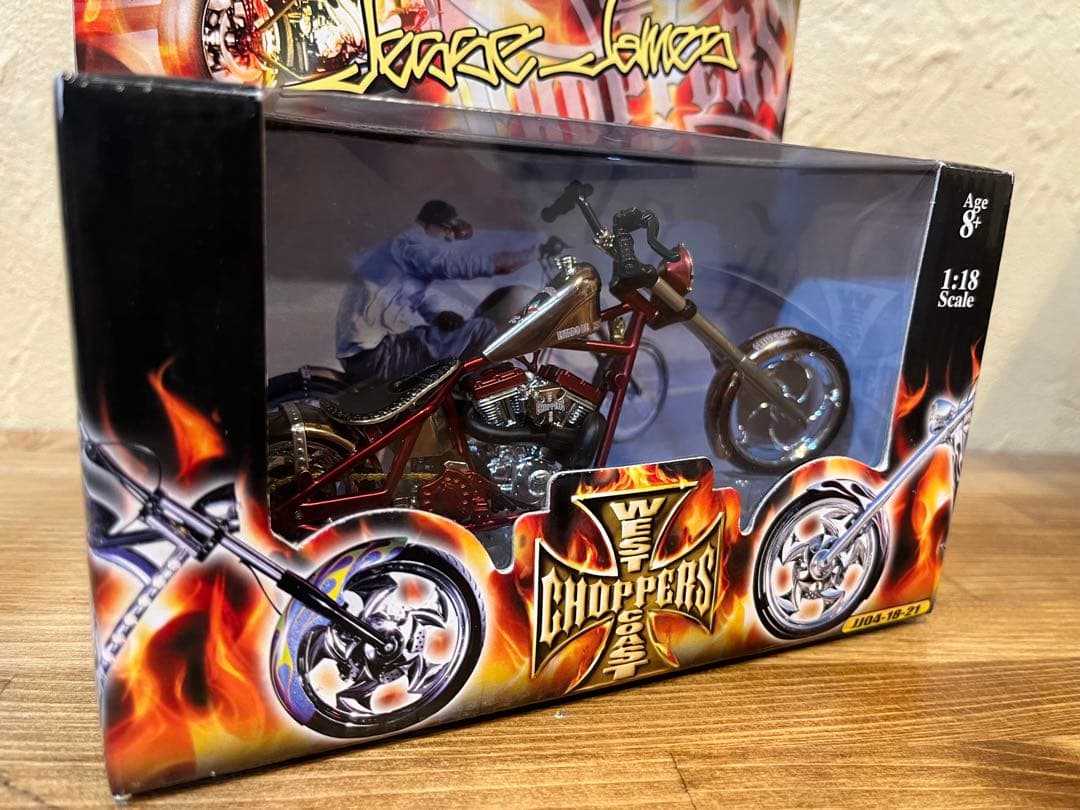 ウエストコーストチョッパーズ 1:18スケールバイクモデル