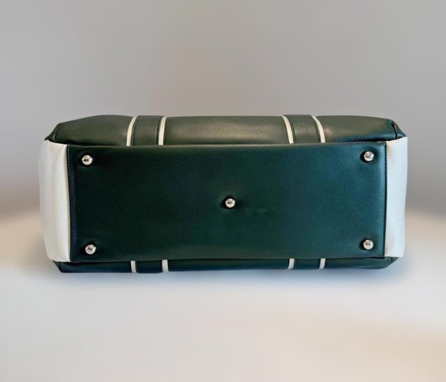 Malbon ゴルフ ウェアバッグ2層式大容量PUレザー防水シューズ収納付き ✨