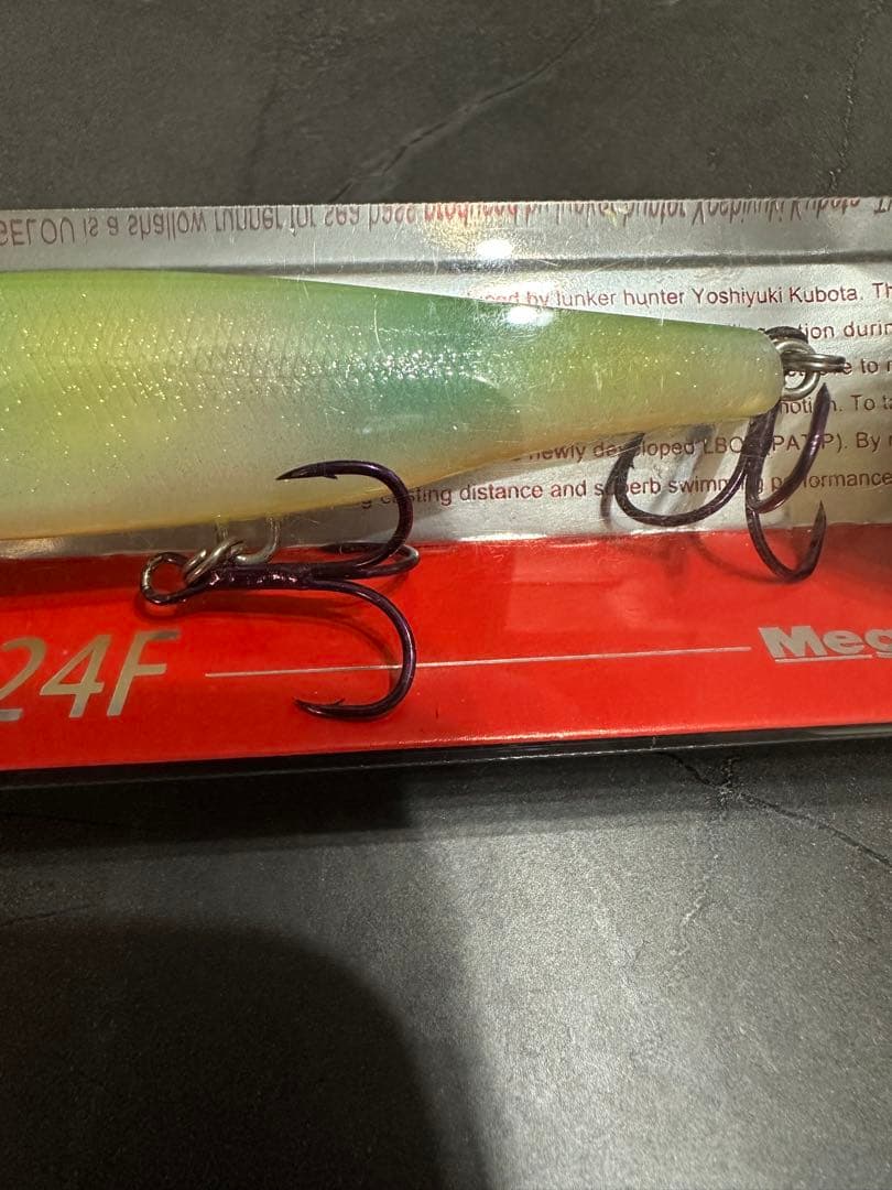 Megabass KAGELOU 124F ネルネルレインボー