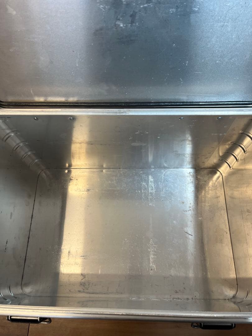 ツァーゲス　アルミコンテナ　Zarges 激レア