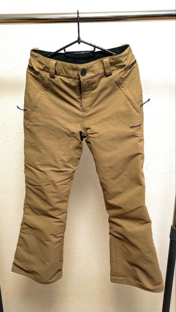 【L 130-160cm位】volcomウェア　上下セット　ジュニア